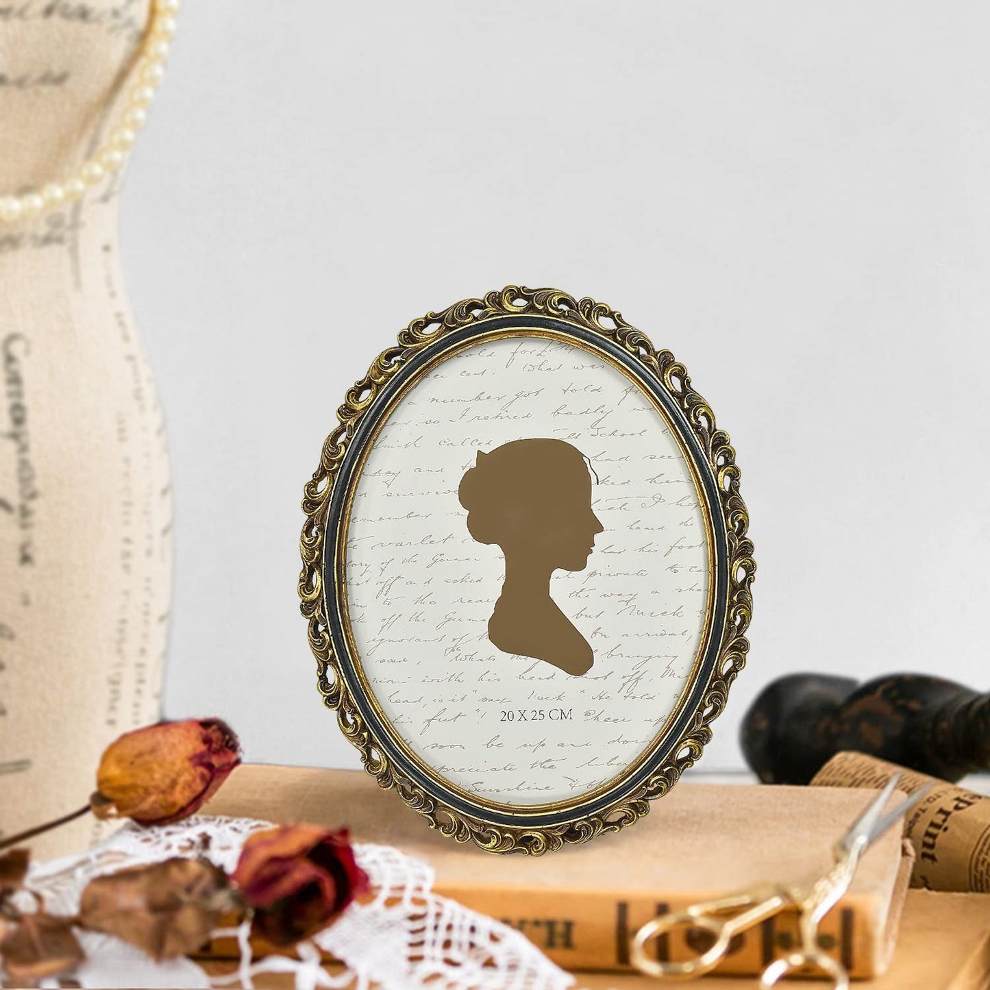 Sunlit Vintage Picture Frame 4x6 Inch, Oval Antique Photo Frames with Glass Front, Luxury Photo Display, Tabletop Wall Hanging, Gift Ideas, Golden Brown