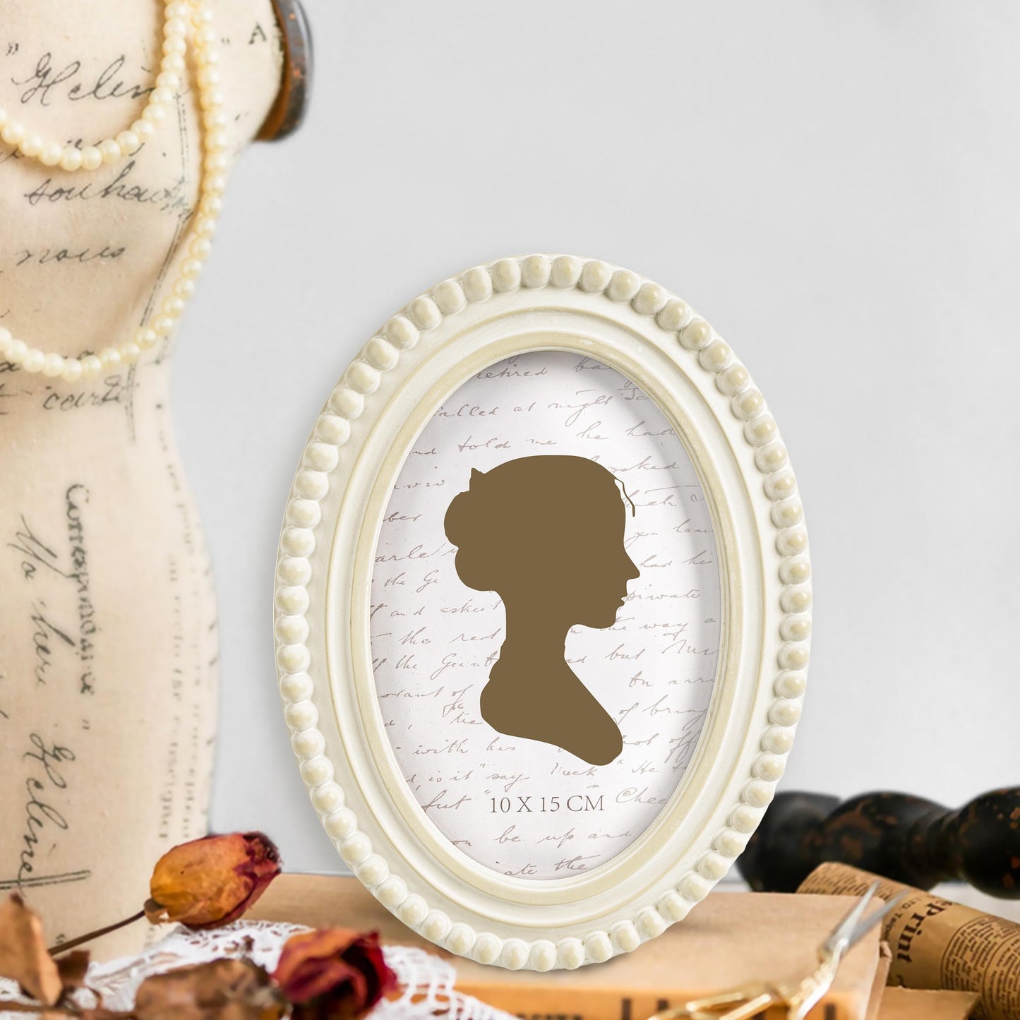 Sunlit Boho Vintage Picture Frame 5x7 Inch with Beaded Border, Oval Luxury Antique Photo Frames with Glass Front, Photo Display, Tabletop Wall Hanging, Gift Idea, Distressed White